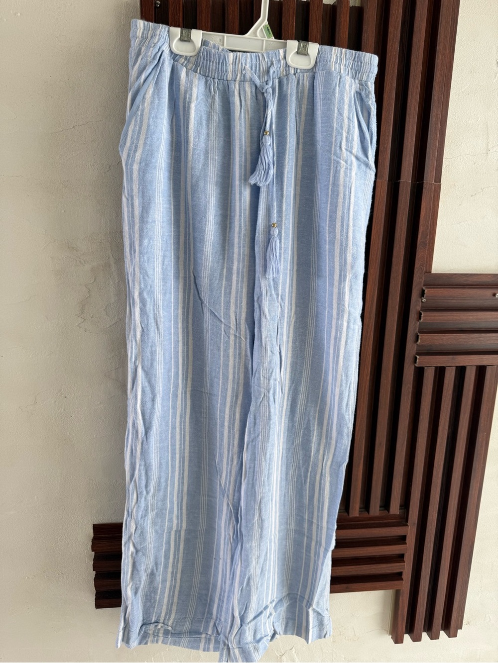 Ellen Tracy Light Blue & White Striped Wide-Leg Pants
